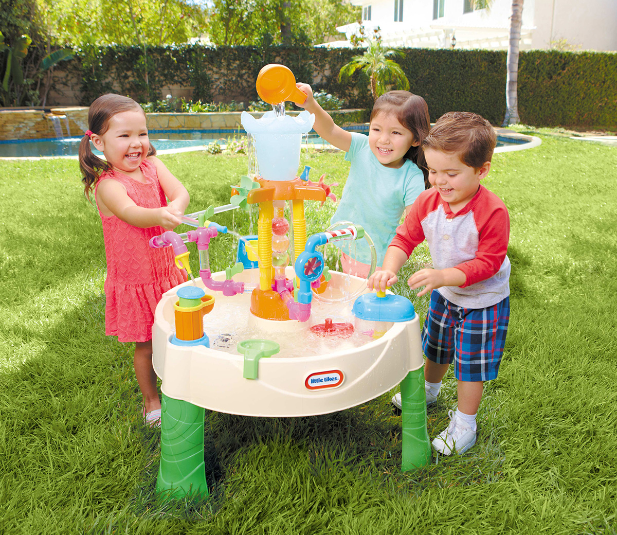 Why A Sand And Water Table Is Great For Sensory Play ? Little Tikes